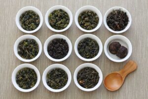 Is oolong tea black tea? Necessary knowledge about Oolong tea you should know 