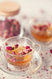 What is Rosebud tea? 4 benefits of Rosebud tea to drinkers
