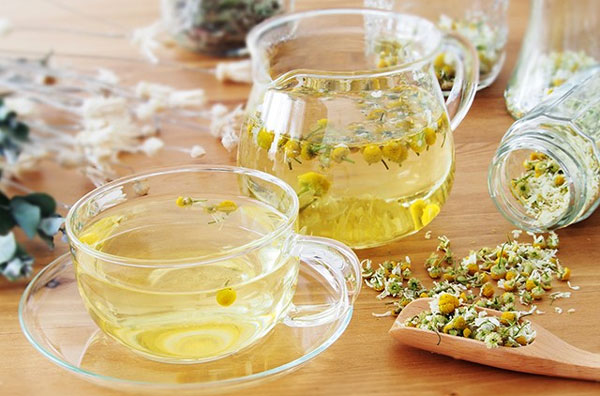 Chamomile tea is one of the most famous Vietnam herbal tea
