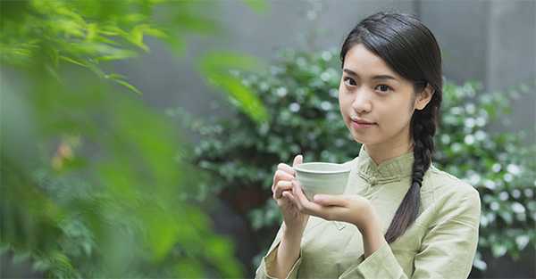 Drinking lotus-scented tea regularly is good for health