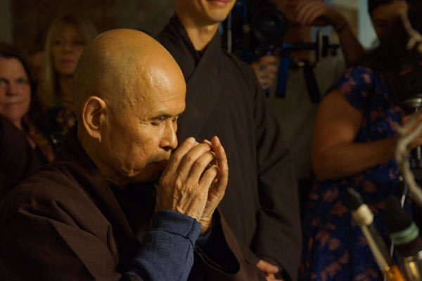 Green tea or ginger tea is frequently served in Dharma lectures or meditation retreats