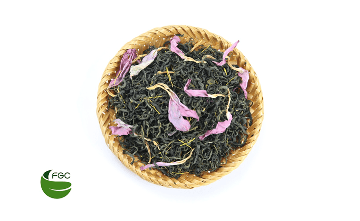 Vietnamese lotus tea has caffeine